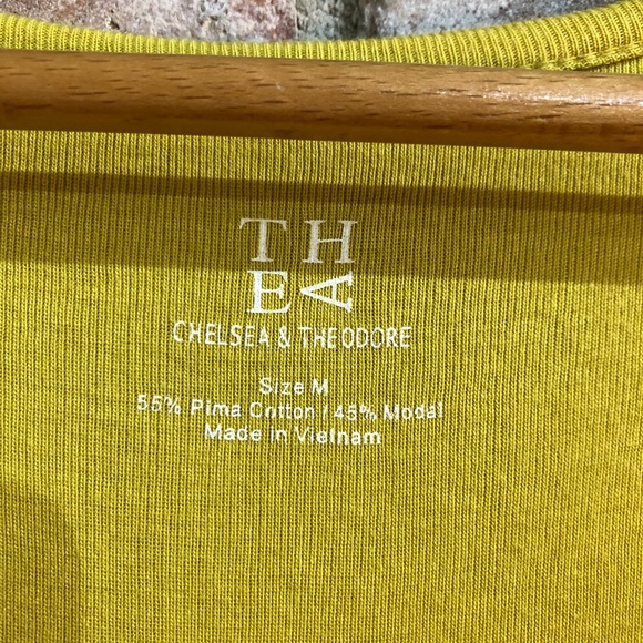 THEA Chelsea & Theodore Sleeveless Top-Pre❤️’d - Picture 4 of 6